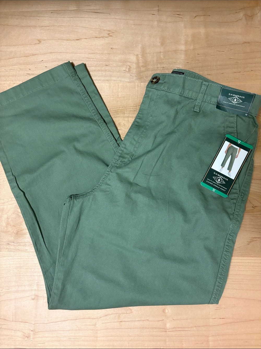 NEW Women's G.H. Bass & Co. Olive Green Cotton Chino Ankle Pants, Size 12